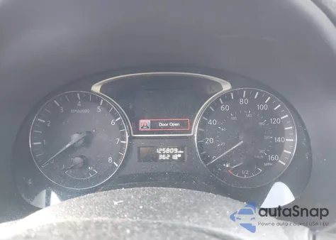 2015 Nissan Altima 2.5 S z USA, uszkodzony, nr VIN 1N4AL3AP4FC187961